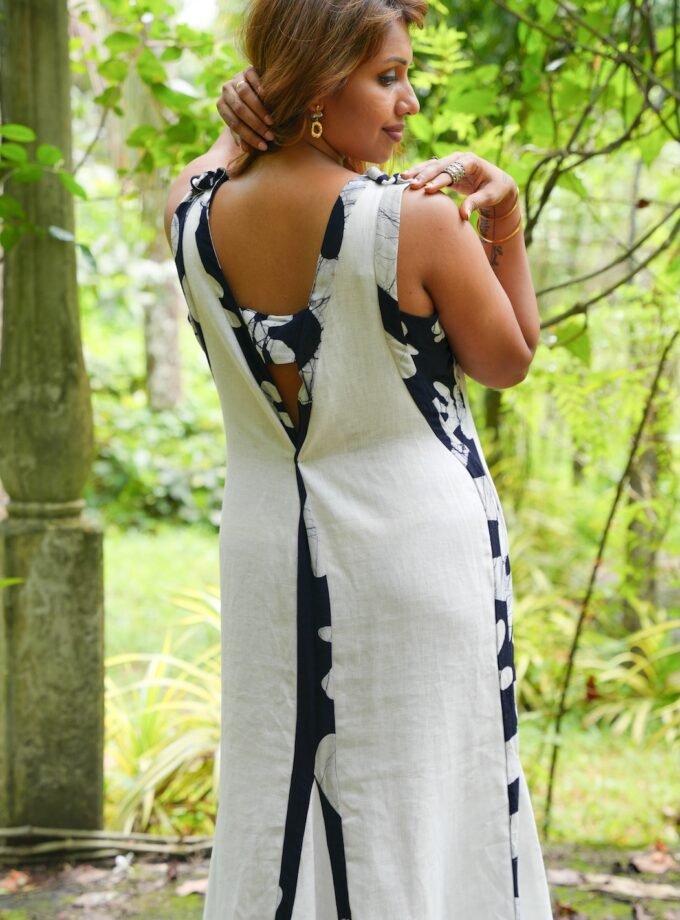 KAYA LINEN MAXI DRESS